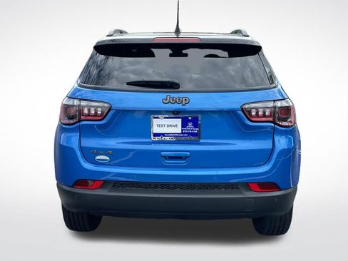Used 2026 Jeep Compass Limited AWD/4WD image 9