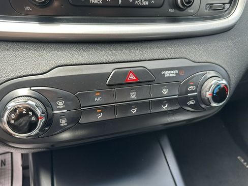 Used 2016 Kia Sorento LX FWD image 28