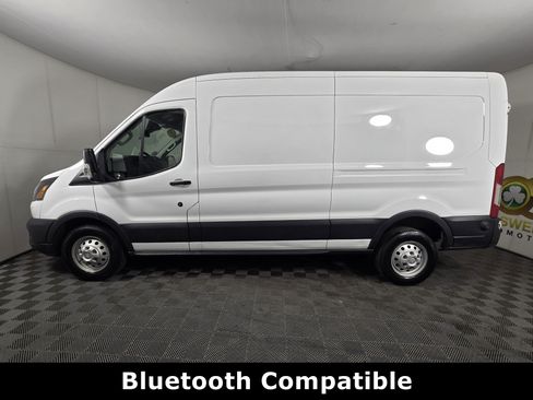 Used 2024 Ford Transit 250 148 Medium Roof Extended AWD w/ Load Area Protection Package image 4