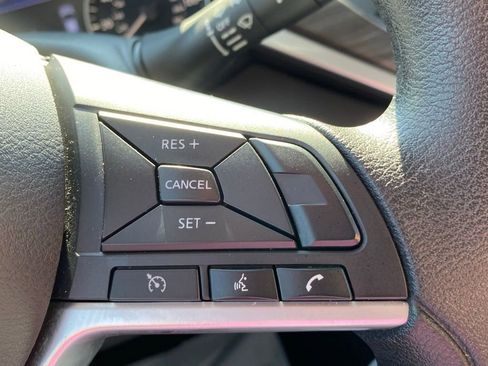 Used 2025 Nissan Altima 2.5 SV AWD/4WD image 29