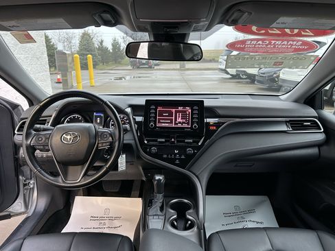 Certified 2023 Toyota Camry SE image 18