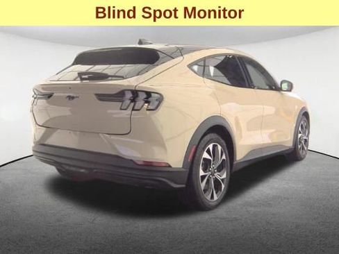 Used 2025 Ford Mustang Mach-E Select AWD/4WD image 5