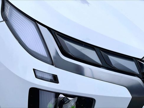 Used 2024 Hyundai Palisade Calligraphy image 27