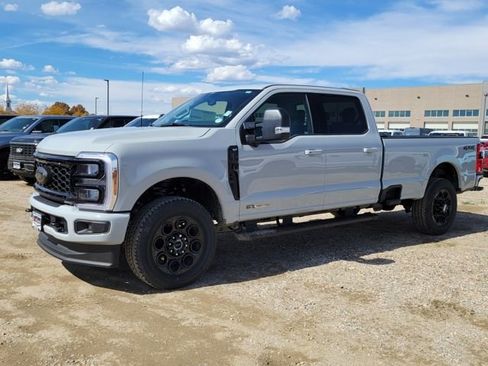 New 2026 Ford F250 XLT w/ XLT Premium Package image 4