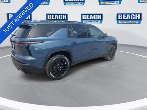 New 2026 Chevrolet Traverse LT image 8