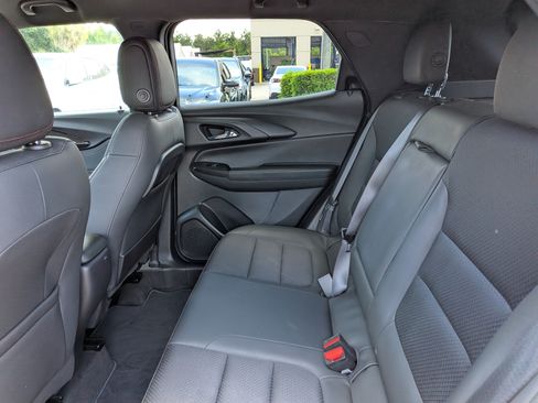 Used 2022 Chevrolet TrailBlazer RS FWD image 14