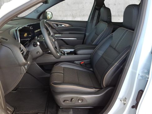 New 2026 Chevrolet Traverse High Country image 4