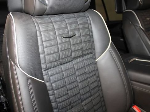 Used 2023 Cadillac Escalade V AWD/4WD image 34