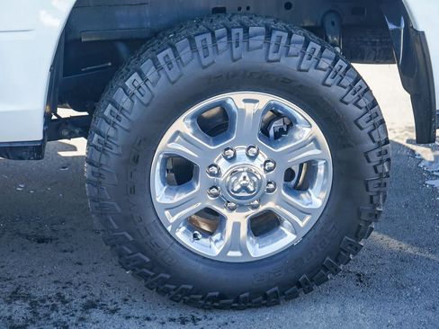 Used 2023 RAM 2500 Big Horn w/ Level 1 Equipment Group image 10