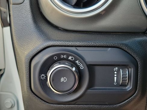 Certified 2023 Jeep Wrangler Unlimited Sahara AWD/4WD image 11