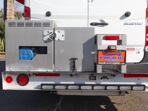 Used 2012 Mercedes-Benz Sprinter 3500 image 9