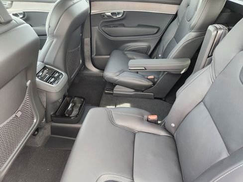 New 2026 Volvo XC90 B6 Ultra w/ Protection Package image 18