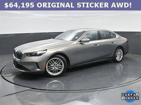 Used 2024 BMW 530i xDrive image 9