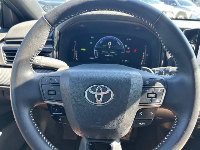 Used 2026 Toyota Camry SE w/ Multimedia Upgrade Package FWD image 27