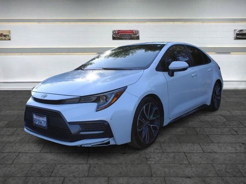 Used 2020 Toyota Corolla SE w/ Carpet Mat Package (TMS) FWD image 3