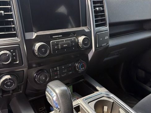 Used 2020 Ford F150 XLT w/ Equipment Group 302A Luxury AWD/4WD image 8