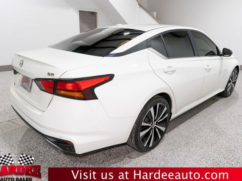 Used 2021 Nissan Altima 2.5 SR image 5