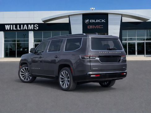 Used 2022 Jeep Grand Wagoneer Series II w/ Premium Group II AWD/4WD image 3