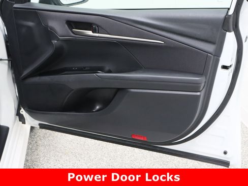 Certified 2025 Toyota Camry LE image 33
