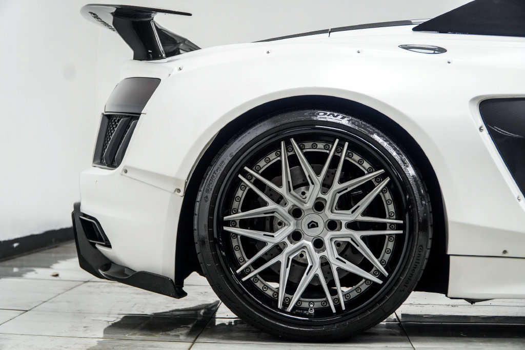 Used 2018 Audi R8 V10 AWD/4WD image 13