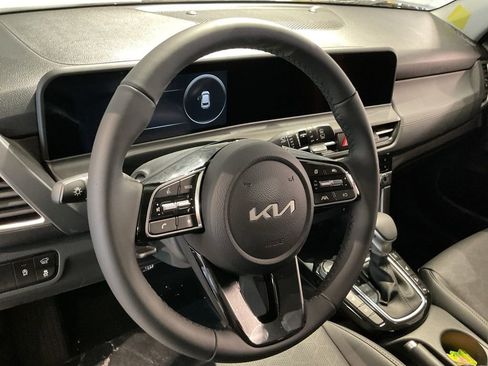 New 2026 Kia Seltos EX w/ EX Sunroof Package AWD/4WD image 12