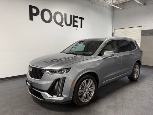 Used 2024 Cadillac XT6 Premium Luxury w/ Platinum Package AWD/4WD image 2