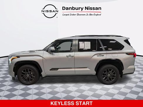 Used 2024 Toyota Sequoia Platinum AWD/4WD image 6