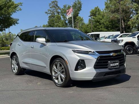 Used 2020 Chevrolet Blazer Premier w/ Driver Confidence II Package AWD/4WD image 2