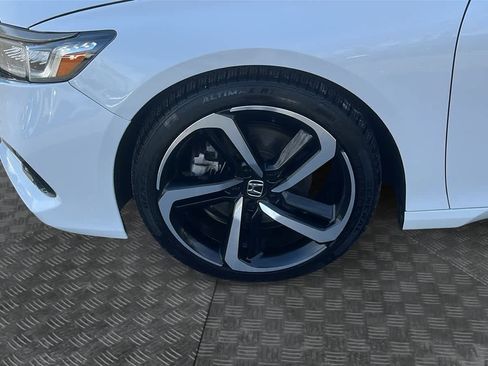 Used 2021 Honda Accord Sport image 8