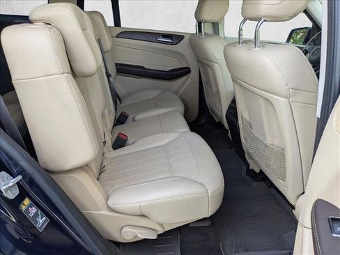 Used 2017 Mercedes-Benz GLS 450 4MATIC image 18