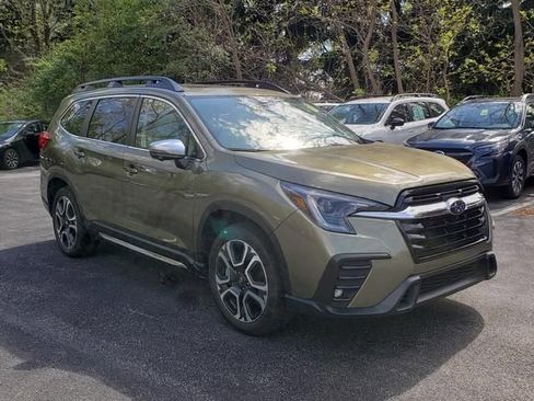 Used 2023 Subaru Ascent Limited w/ Technology Package AWD/4WD image 1