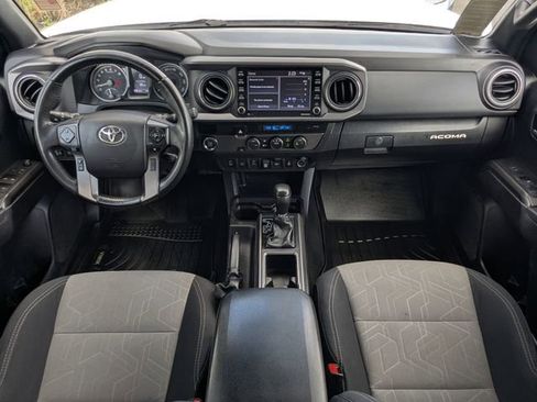 Used 2021 Toyota Tacoma TRD Sport w/ Technology Package RWD image 16