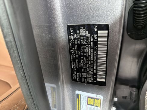 Used 2022 Genesis GV70 2.5T w/ Advanced Package image 29