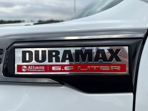 Used 2025 GMC Sierra 2500 AT4 w/ Technology Package AWD/4WD image 42