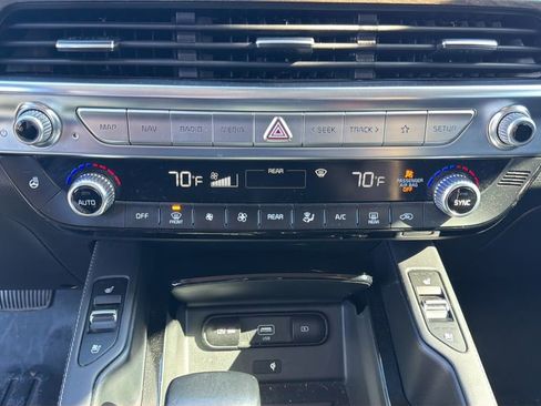 Used 2021 Kia Telluride EX w/ EX Premium Package image 25