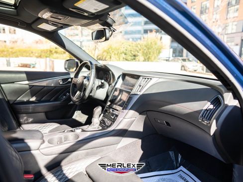 Used 2018 INFINITI Q50 Red Sport 400 w/ Sensory Package (Sport) image 15