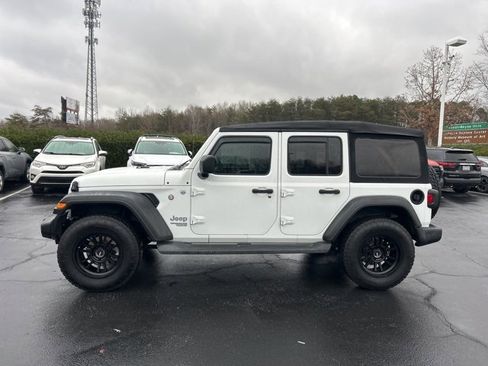 Used 2020 Jeep Wrangler Unlimited Sport S image 9