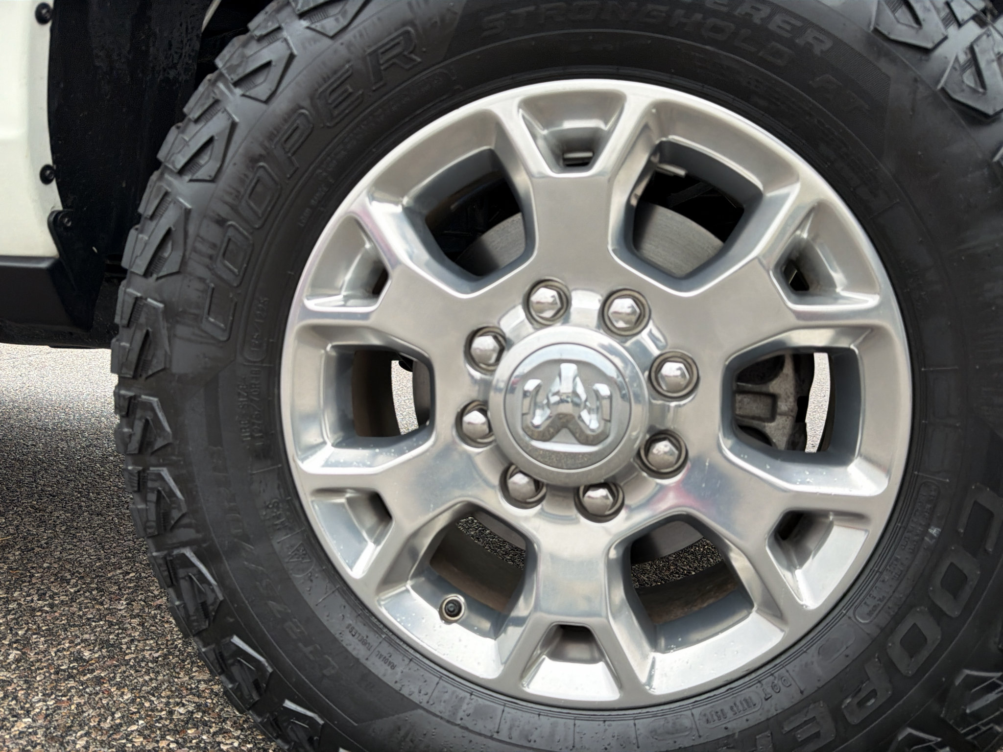 Used 2024 RAM 3500 Laramie w/ Bed Utility Group AWD/4WD image 11