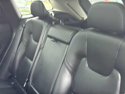 Certified 2025 Volvo XC60 B5 Core AWD/4WD image 26