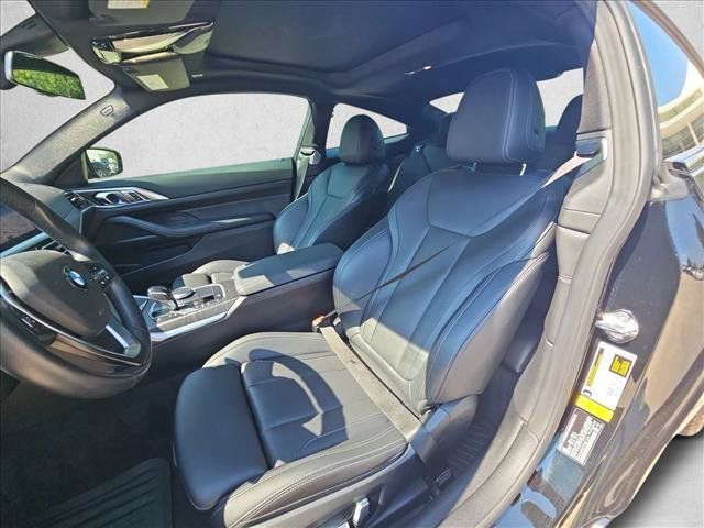 Used 2023 BMW 430i Coupe w/ Convenience Package RWD image 16
