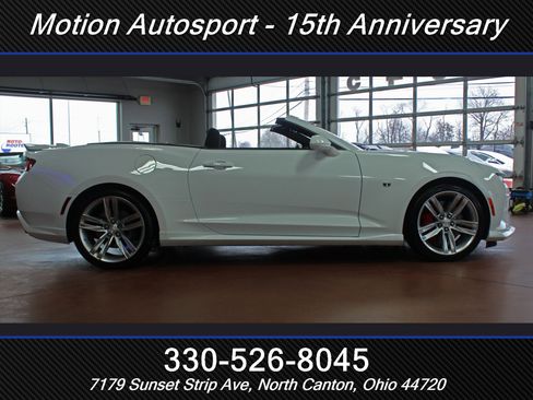 Used 2016 Chevrolet Camaro SS image 16