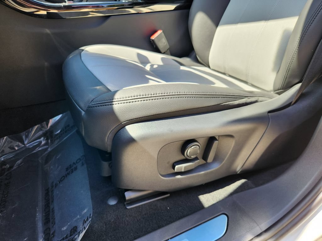 New 2026 Land Rover Range Rover Evoque Dynamic SE AWD/4WD image 15