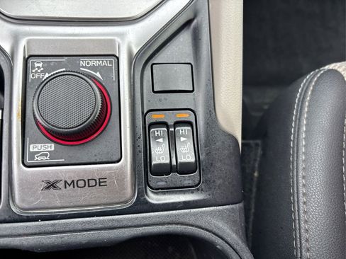 Used 2019 Subaru Forester Premium image 30