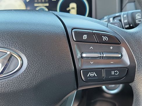Certified 2023 Hyundai Kona SE FWD image 15