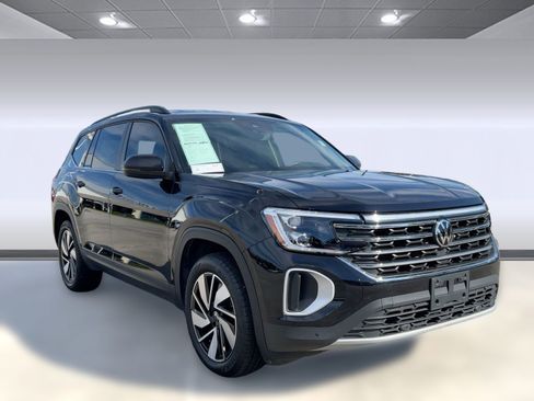 Used 2024 Volkswagen Atlas SE image 7
