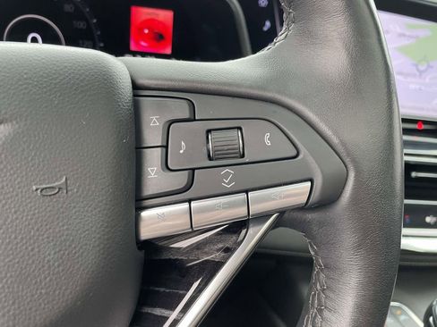 Certified 2023 Cadillac Escalade Sport w/ LPO, ONYX Package image 25