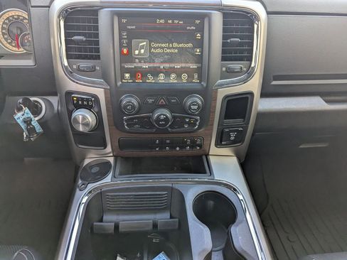 Used 2017 RAM 1500 Laramie image 11