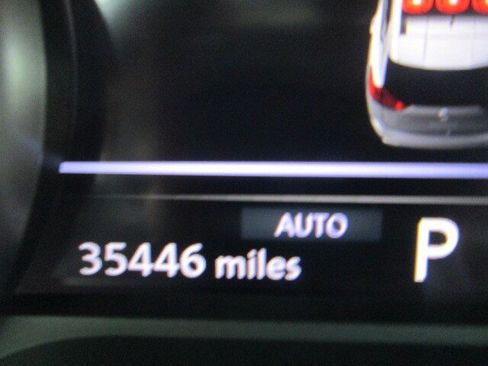 Used 2025 Nissan Rogue SV image 23