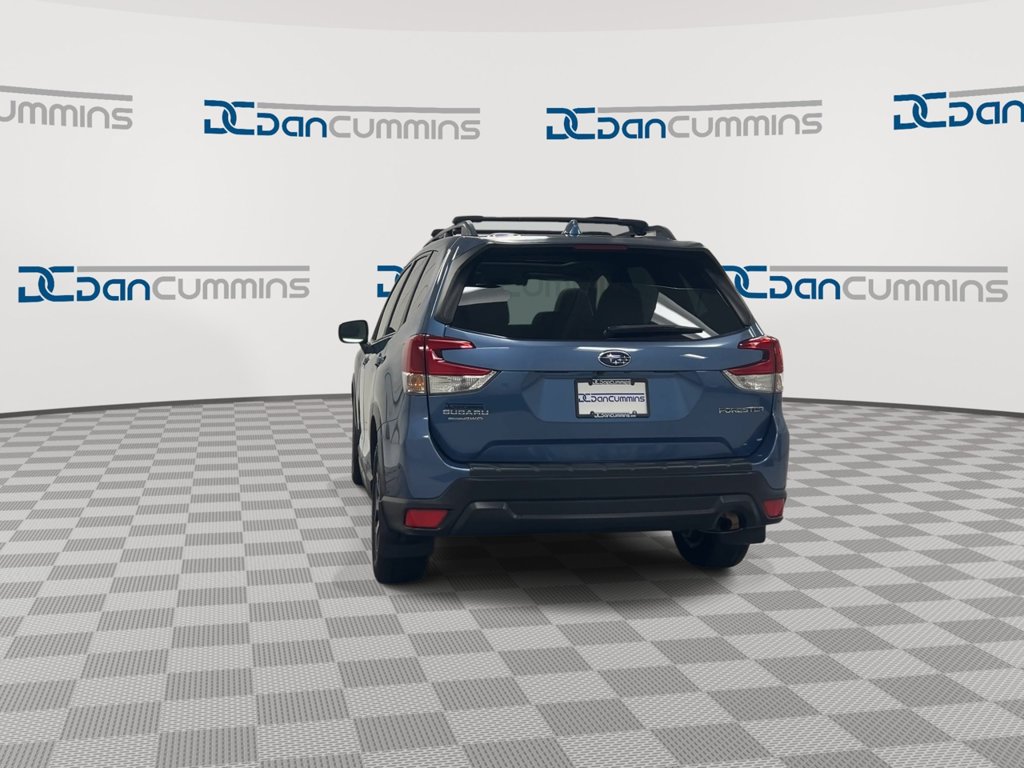 Used 2020 Subaru Forester Premium AWD/4WD image 7