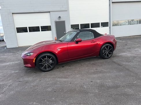 New 2025 MAZDA MX-5 Miata Grand Touring w/ Weather Package image 18